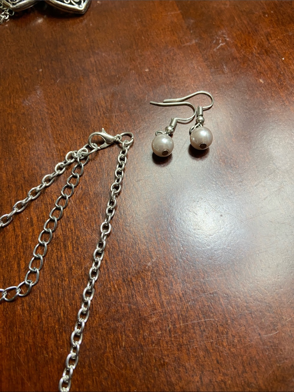 paparazzi Silver Pearl & Clear Crystal Charm Necklace with Earrings - Picture 2 of 3
